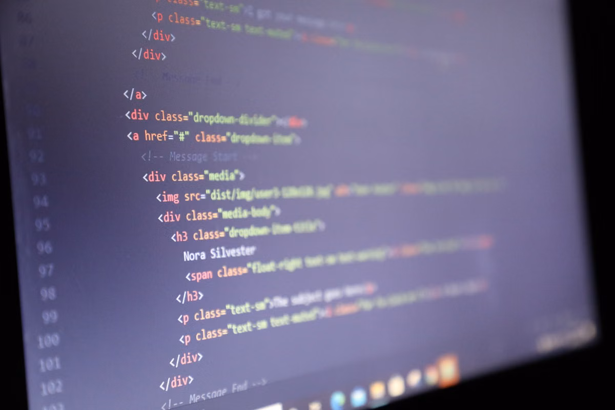 Les agents IA peuvent-ils auditer automatiquement la sécurité du code ? Quelles différences entre Cloudflare Security Audit et les contrôles traditionnels de sécurité du code ?